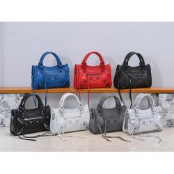 Balenciaga巴黎世家中国官网8063952 Classic LE CITY 迷你经典油蜡皮机车包
