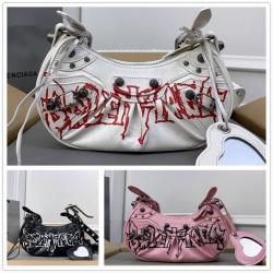 Balenciaga巴黎世家671309涂鸦LE CAGOLE GRAFFITI XS 腋下包月牙包月亮包