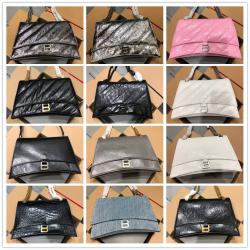 Balenciaga巴黎世家中国官网7163932 CRUSH 中号绗缝链条包
