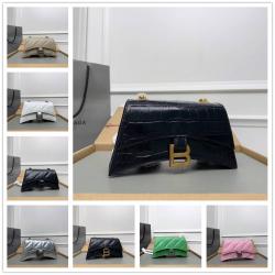 Balenciaga巴黎世家香港官网7360162 CRUSH XS 加小号绗缝链条包