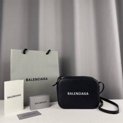 Balenciaga巴黎世家官网包包552370 Everyday Xs 相机包