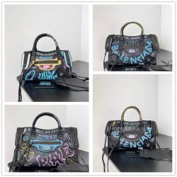 Balenciaga巴黎世家正品官网CLASSIC CITY GRAFFITI 涂鸦机车包