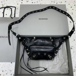 Balenciaga巴黎世家官网男包742014 LE CAGOLE MEN 中号机车铆钉腰包