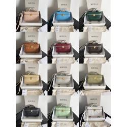 bottega veneta BV葆蝶家中国官网789109 Bang Bang Vanity 盒子包化妆包