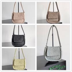 bottega veneta BV葆蝶家中国官网762711小号Cobble肩背包