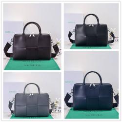 bottega veneta BV葆蝶家香港官网680120 Arco 方块公文包