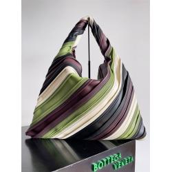 bottega veneta BV葆蝶家香港官网786193 Large Hop 大号单肩包