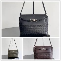 bottega veneta BV葆蝶家中国官网815781 Andiamo 小号单肩斜挎包