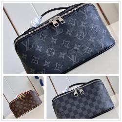 LV M11508/M11750 TOILETRY BAG 盥洗袋手拿包