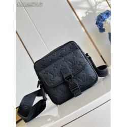 LV官网男包M12516 GETAWAY 邮差包