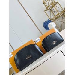 LV M15205/M15206 POCHETTE COSMÉTIQUE 小号/中号化妆包