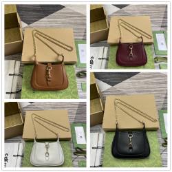 gucci哪个国家最便宜古驰 782889 Jackie Notte系列迷你手袋链条包（平纹）