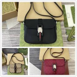 古驰官网中文官网GUCCI 802100 迷你GG斜挎包