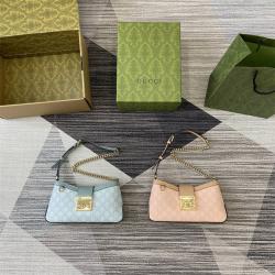 美国gucci官网古驰 811705 Padlock系列小号肩背包