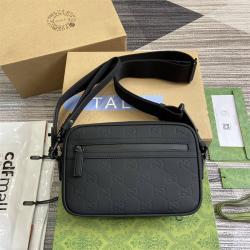 gucci官网中文版古驰 771293 GG橡胶效果斜挎包相机包