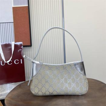 gucci香港官网古驰 820696 GG Emblem系列超迷你腋下包