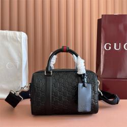 gucci旗舰店古驰 855789 GG Emblem系列小号旅行包枕头包