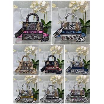 dior官方网站迪奥 M0565 中号 Lady D-Lite 手袋（刺绣戴妃包）