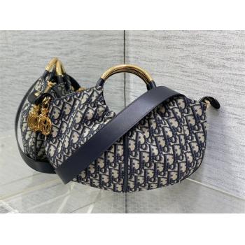 dior法国官网迪奥 M4511 Walk'n'Dior 老花饺子包
