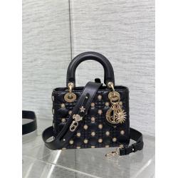 迪奥官网 M0538 小号 Lady Dior 四格限量版太阳钉戴妃包