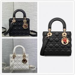 迪奥包包官网 M0531 Lady Dior 小号七夕款四格戴妃包