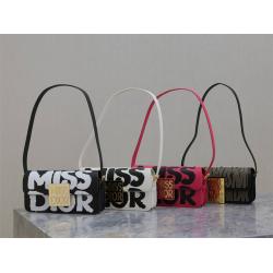 迪奥中国官网 M2610 Miss Dior 翻盖手袋单肩包（涂鸦）
