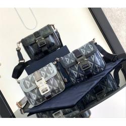 dior美国官网迪奥 2ESCA458 Hit the Road 手袋斜挎包