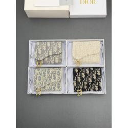 dior中国官网迪奥 S5652 Lotus 马鞍钱包（老花）