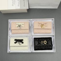 迪奥香港官网 S2607 Lady Dior Glycine 钱包卡包S2067