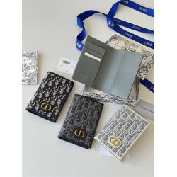 dior中国官网迪奥 S2353 30 Montaigne 护照套护照夹
